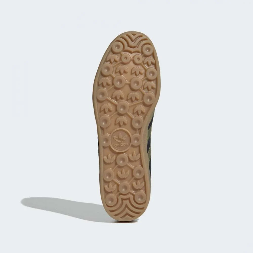 Gazelle Indoor - Core Black / Focus Olive / Carbon - Image 4