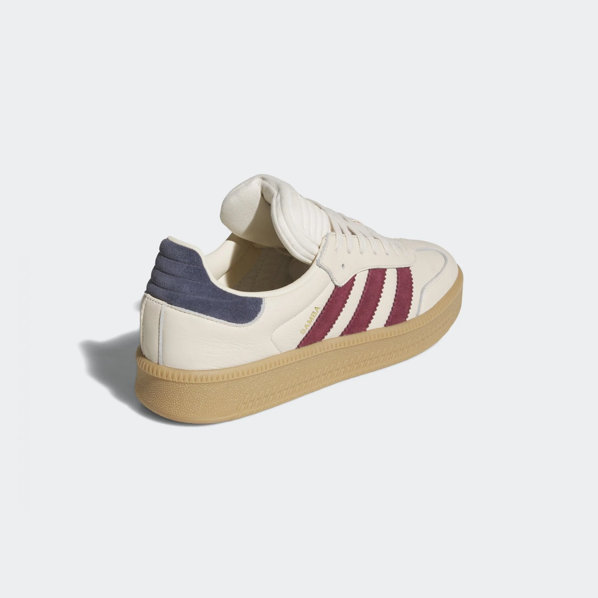 Samba XLG - Wonder White/ Shadow Red/ Gold Metallic - Image 3