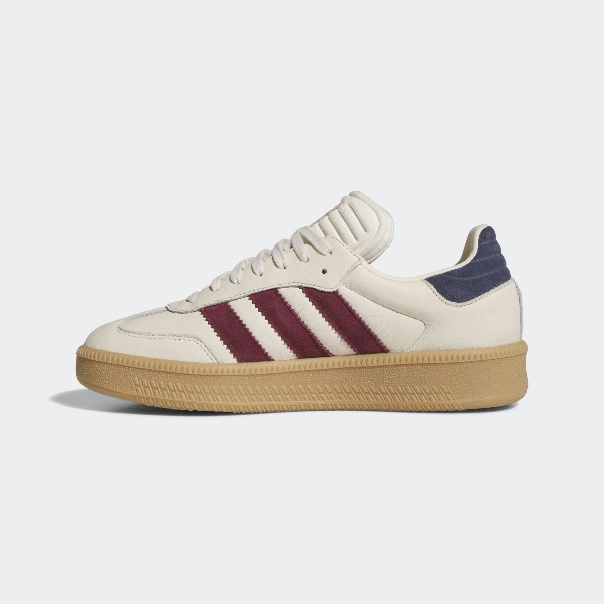Samba XLG - Wonder White/ Shadow Red/ Gold Metallic - Image 4