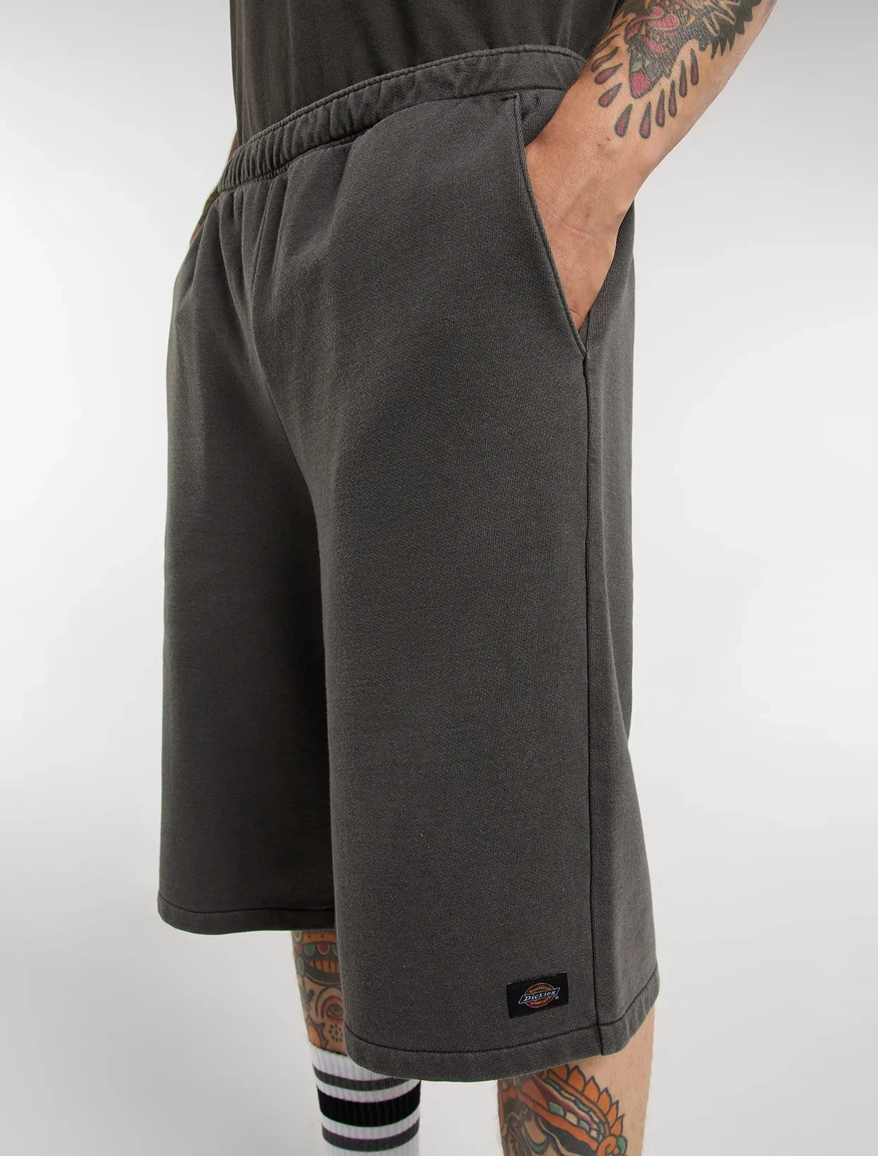 Streetsboro 13" Sweat Short - Black - Image 8