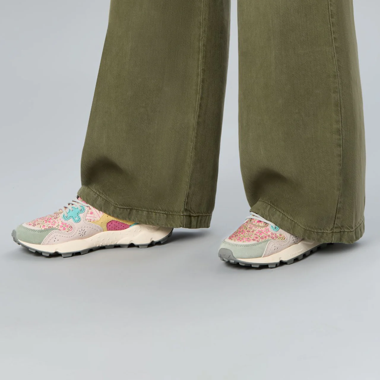 Yamano 3 Woman Suede / Nylon - Leo / Sage / Pink / Yellow - Image 6