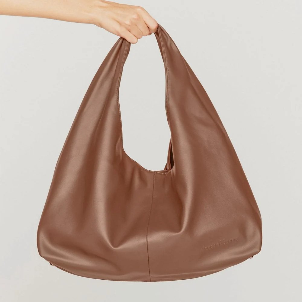 The Big Sling Bag - Image 2