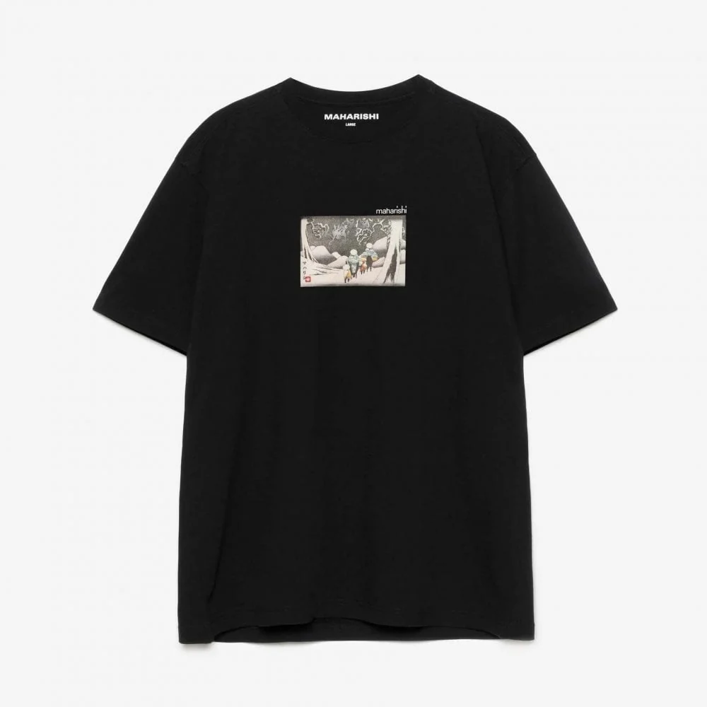 2213 Travellers In Snow T-shirt