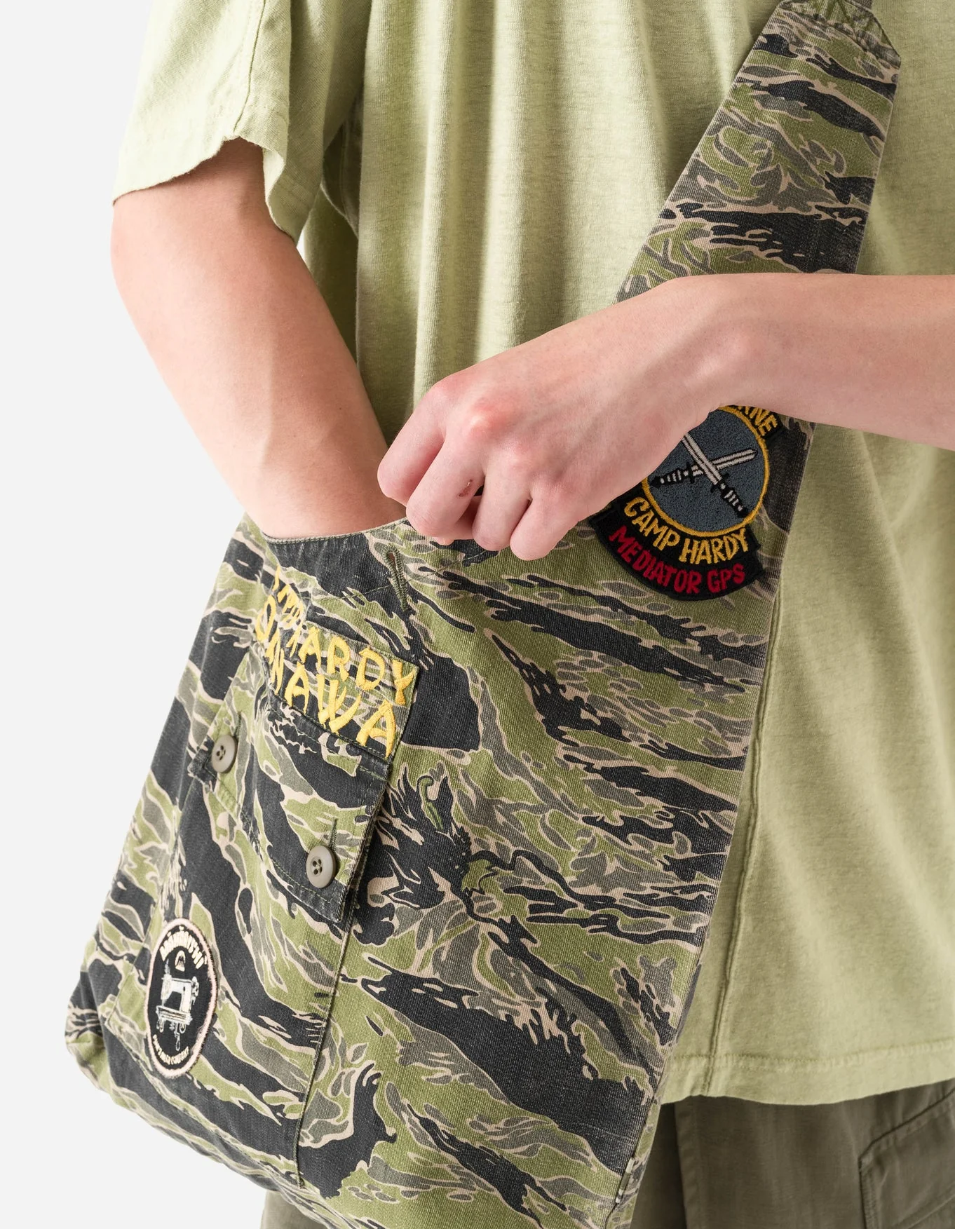 7267 Camp Hardy Okinawa Sling Bag - John Wayne - Image 6