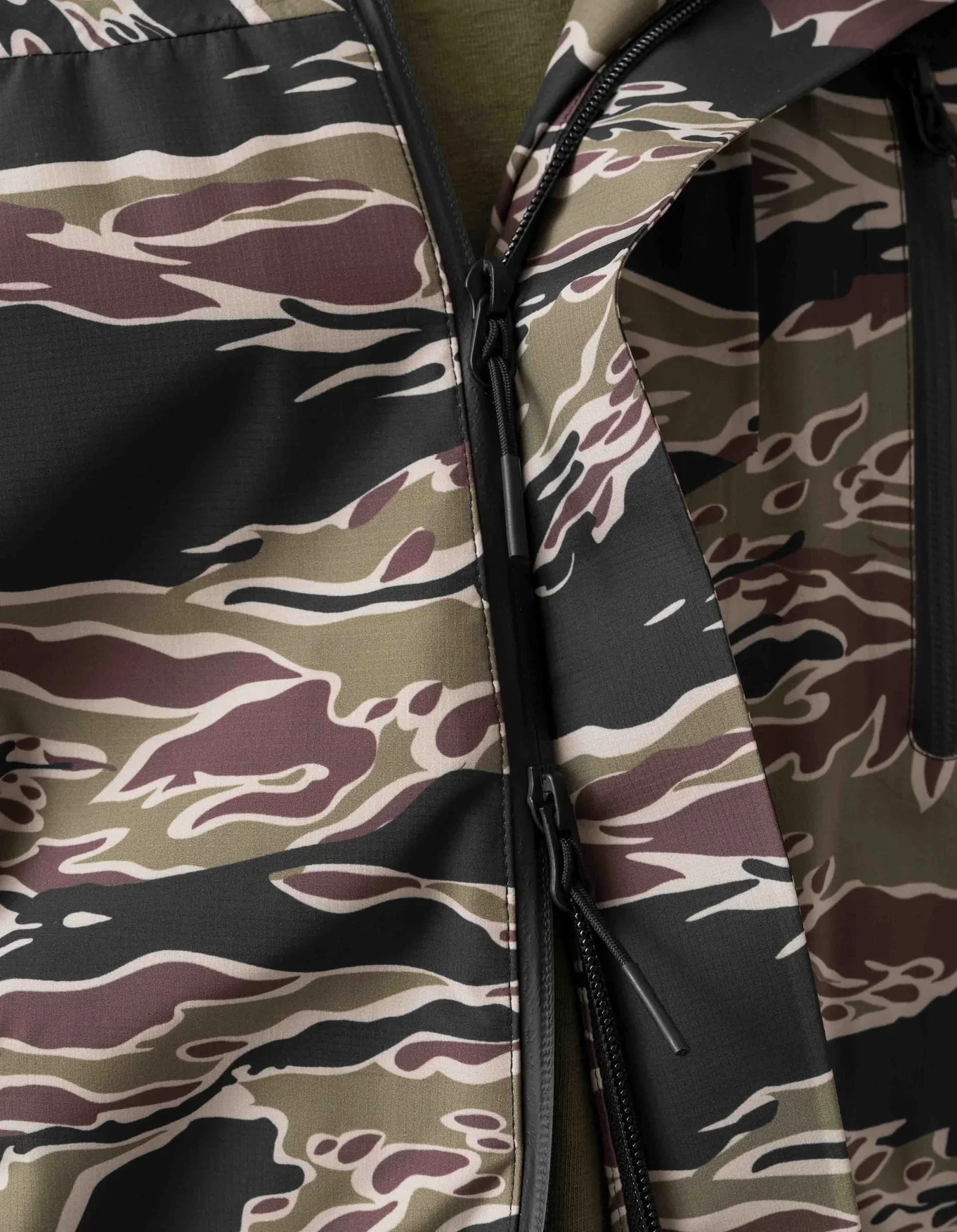 7274 Bonsai Tigerstripe Asym Parka - Woodland - Image 10