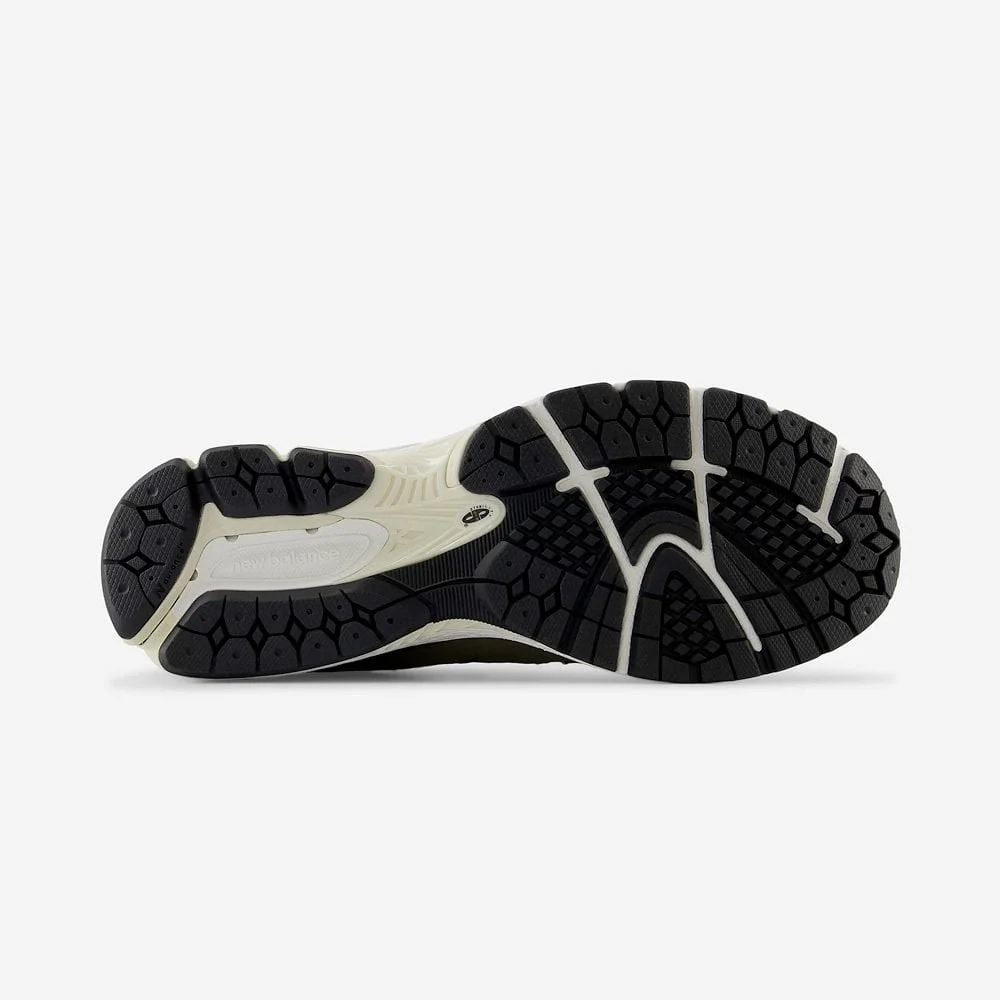 2002RX GORE-TEX® Dark Camo / Black - M2002RXU - Image 3