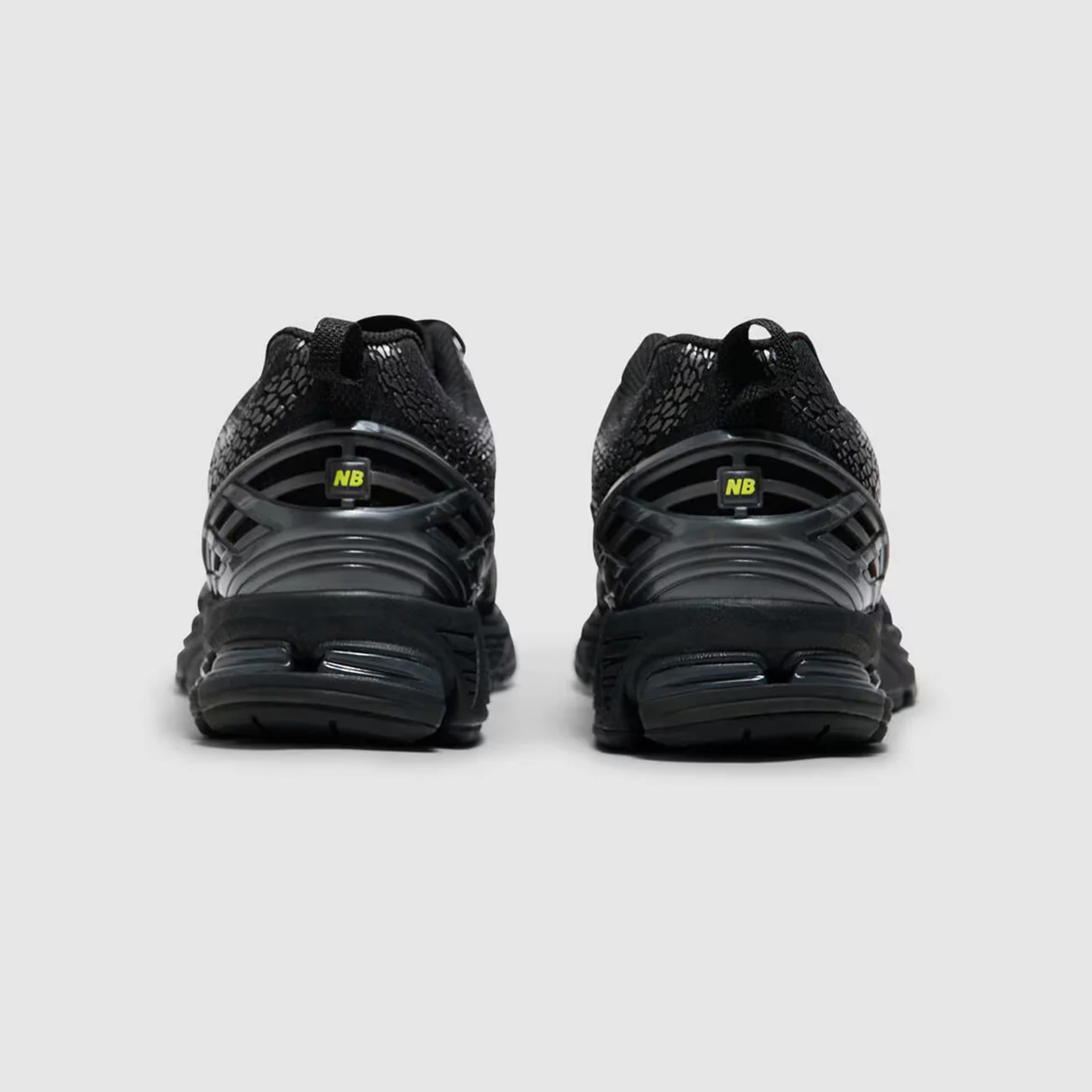 1906F - Black with White and Alkaline Green - U19068PN - Image 5