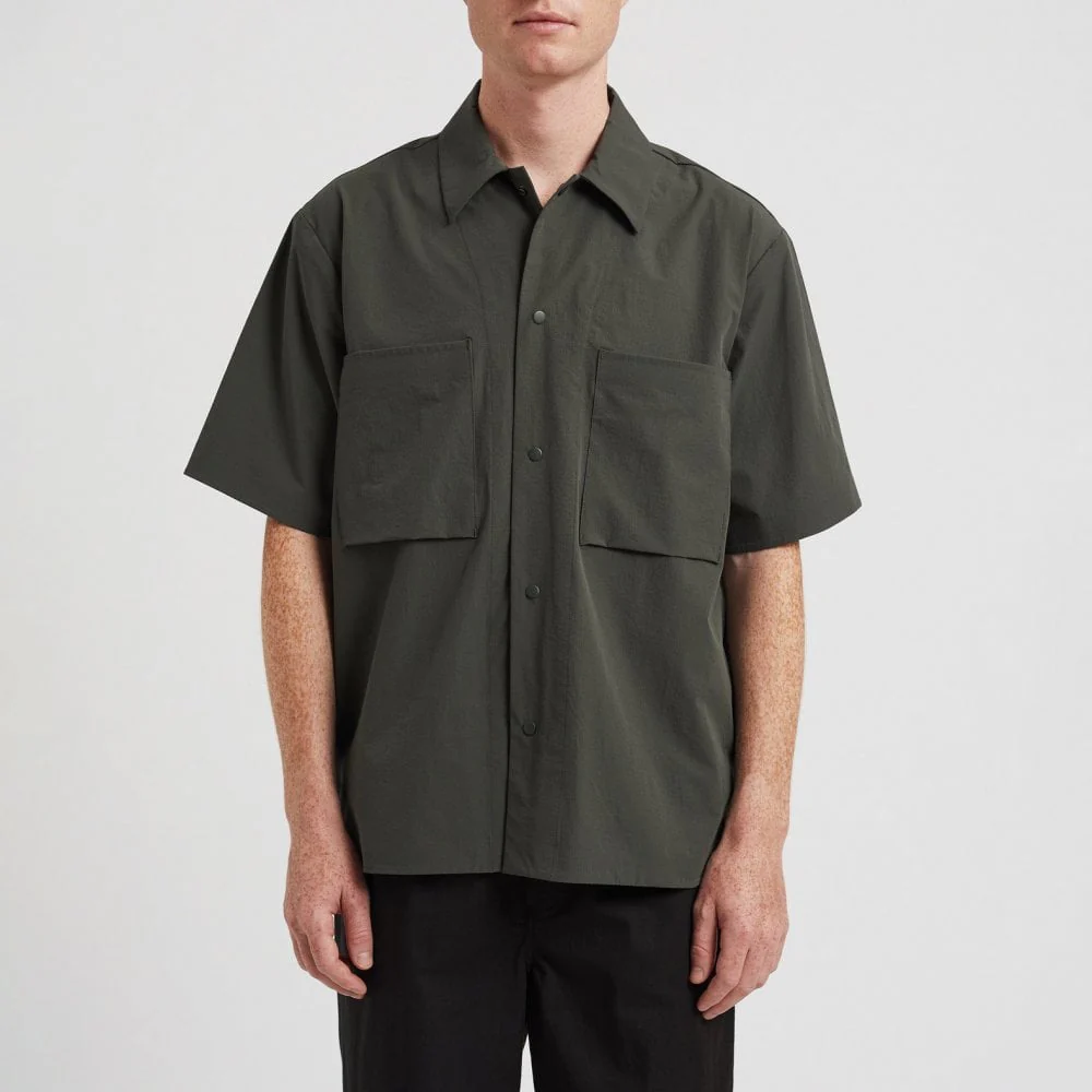 Hermann Travel Light Ss Shirt - Black Olive - Image 3
