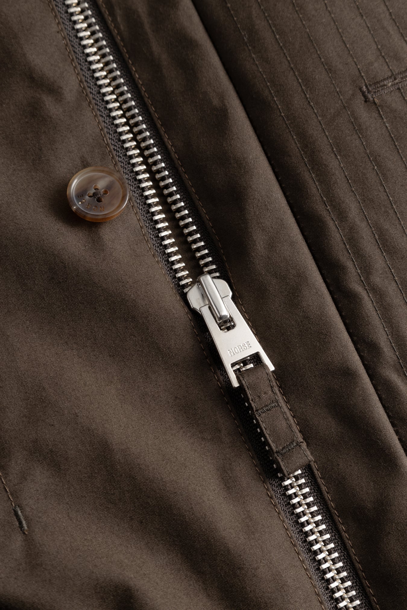 Holmen Wax Raglan Light Jacket - Delicioso Brown - Image 7