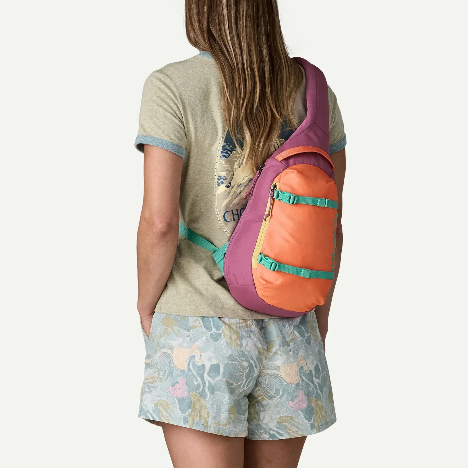 Atom Sling Bag 8L - Faded Magenta - Image 3