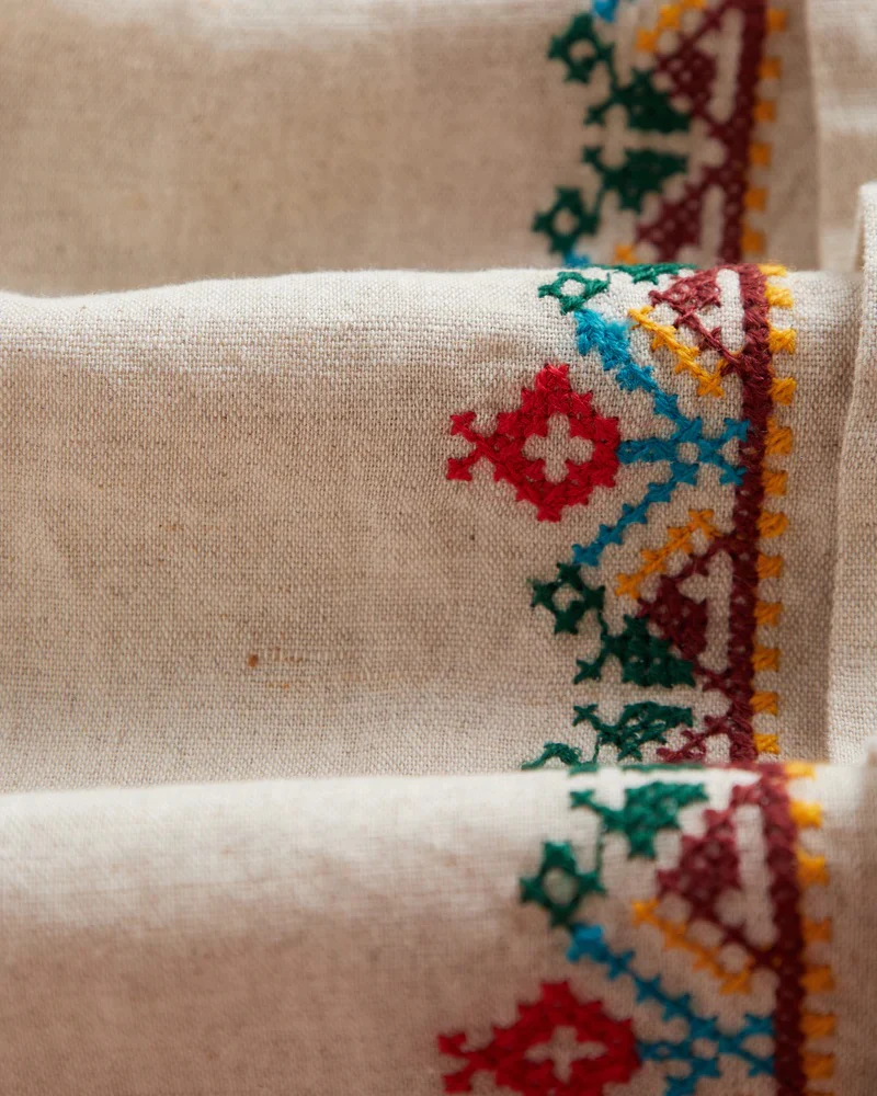 Folclore Embroidery Shirt - Image 4