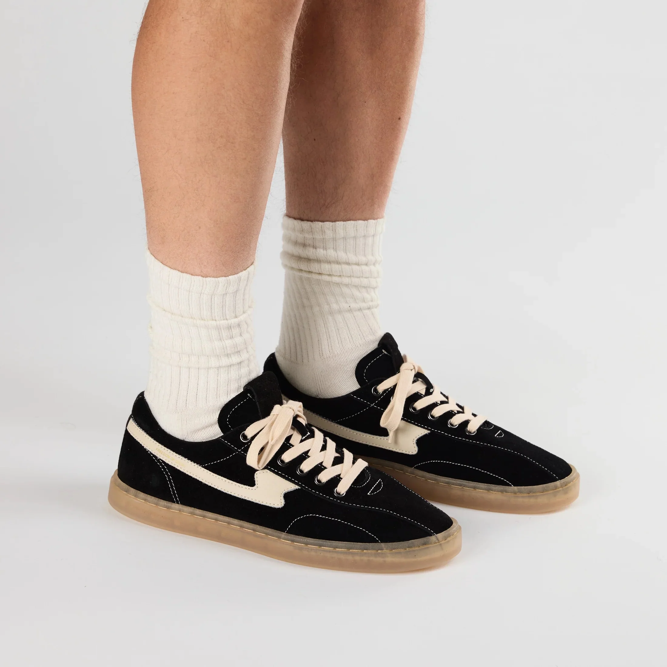 Surma S-Strike Suede - Black / Ecru - Image 6