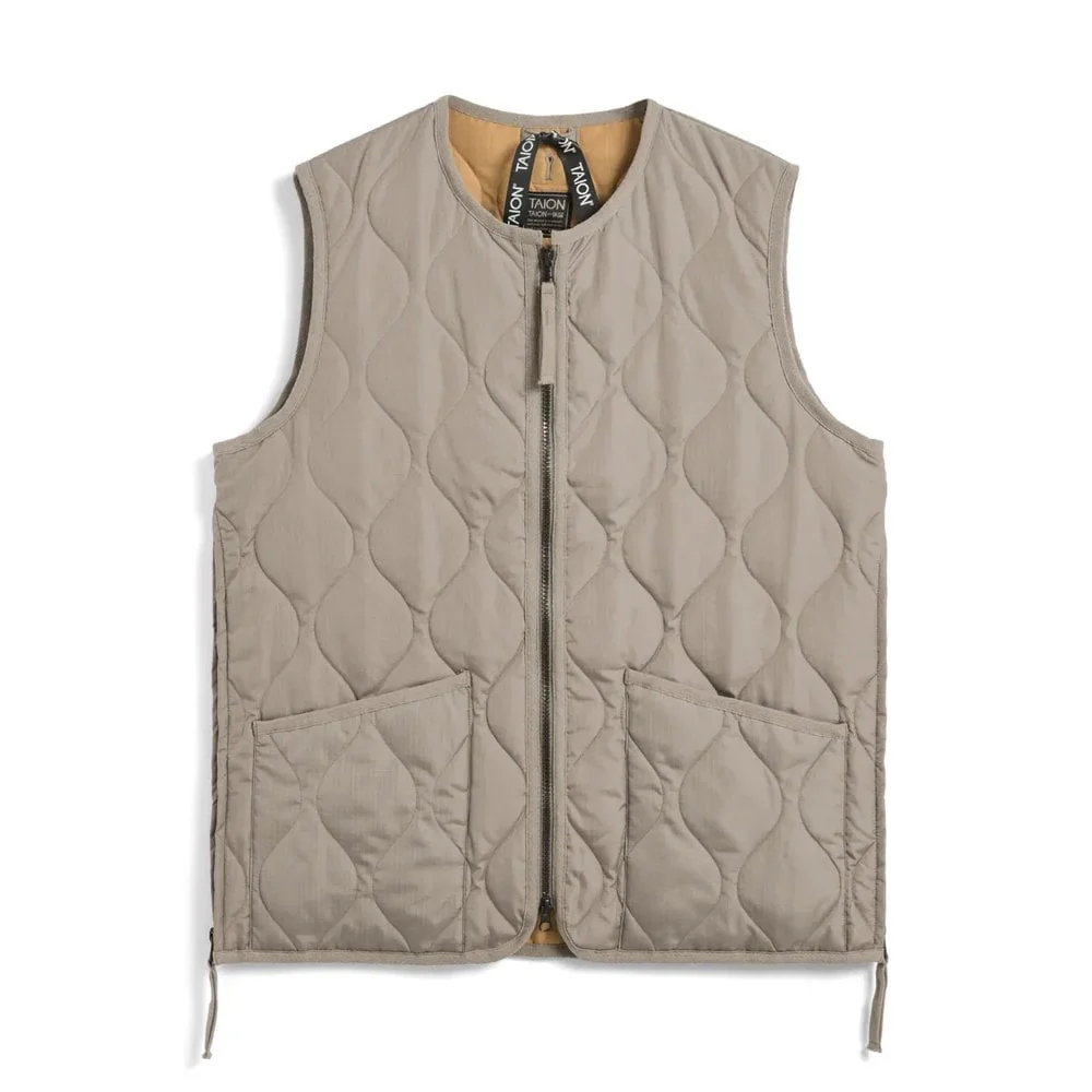 Military Crew Neck W. Zip Down Vest - Light Mocha