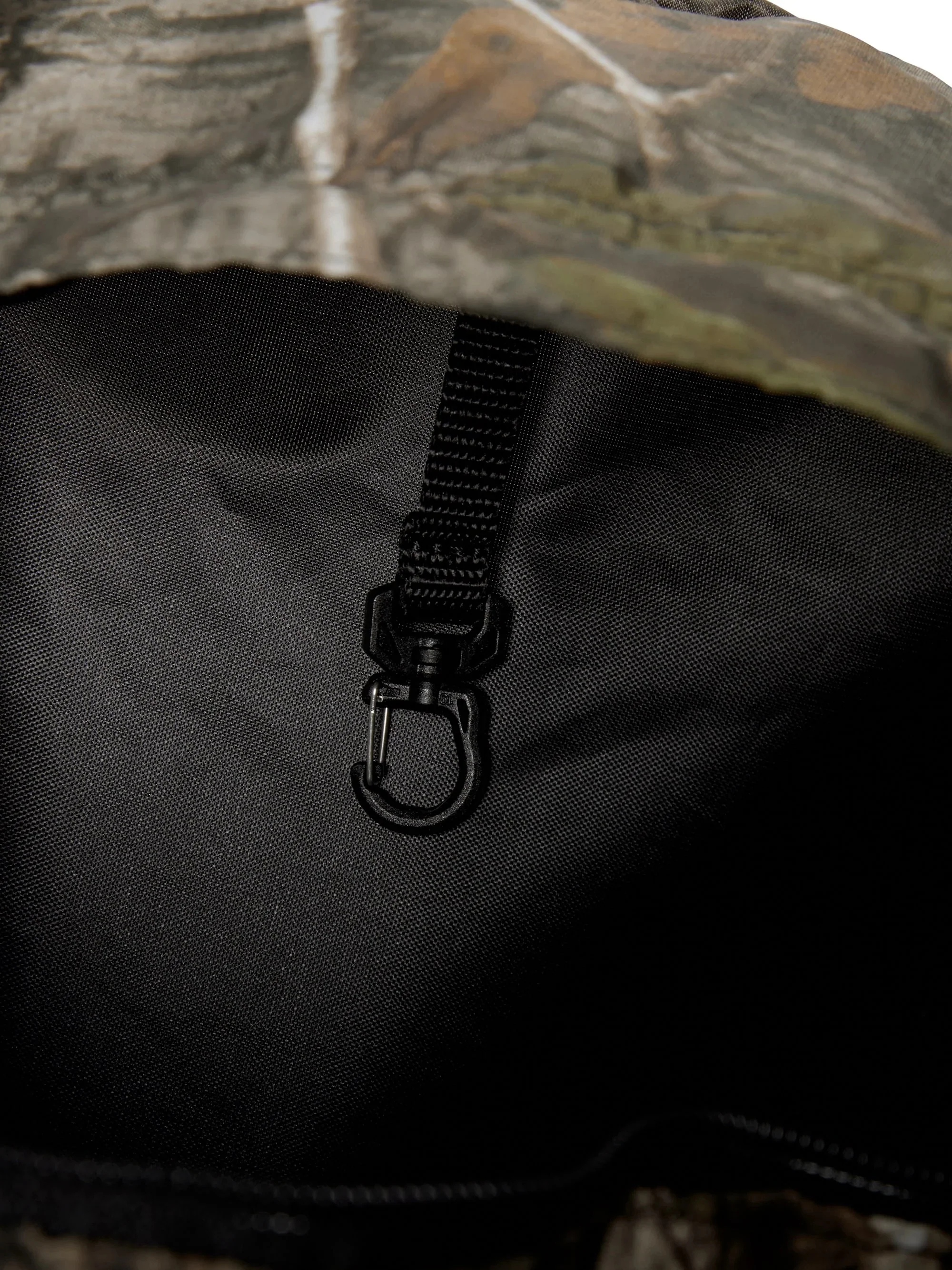 Active Light Backpack - Camo - Image 4