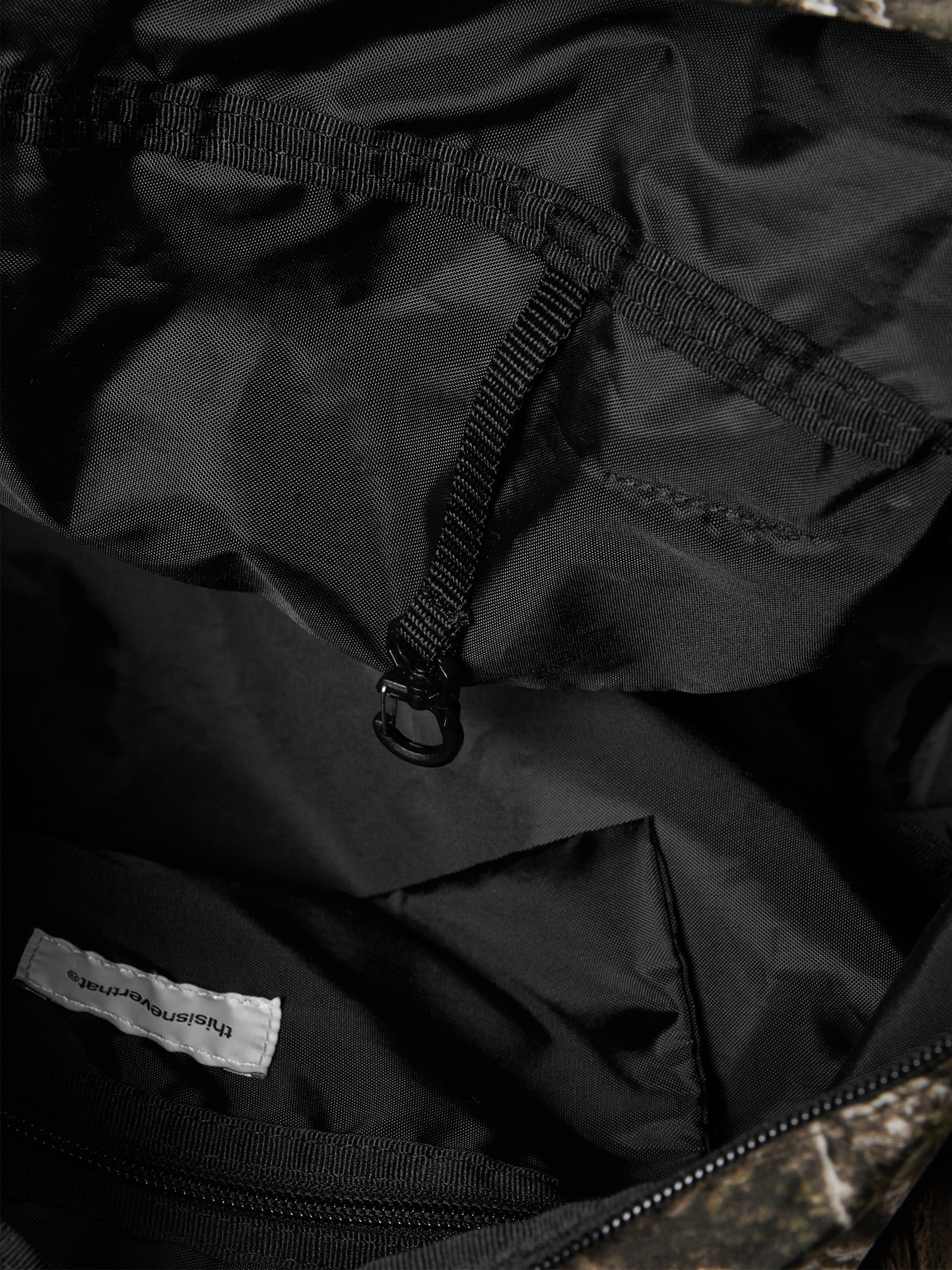 Active Light Duffle Bag - Camo - Image 6
