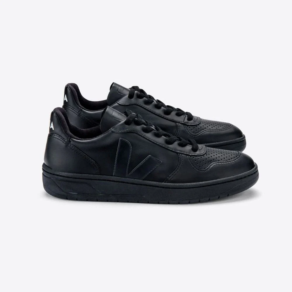Women's V-10 Cwl Black Black Sole (vegan)