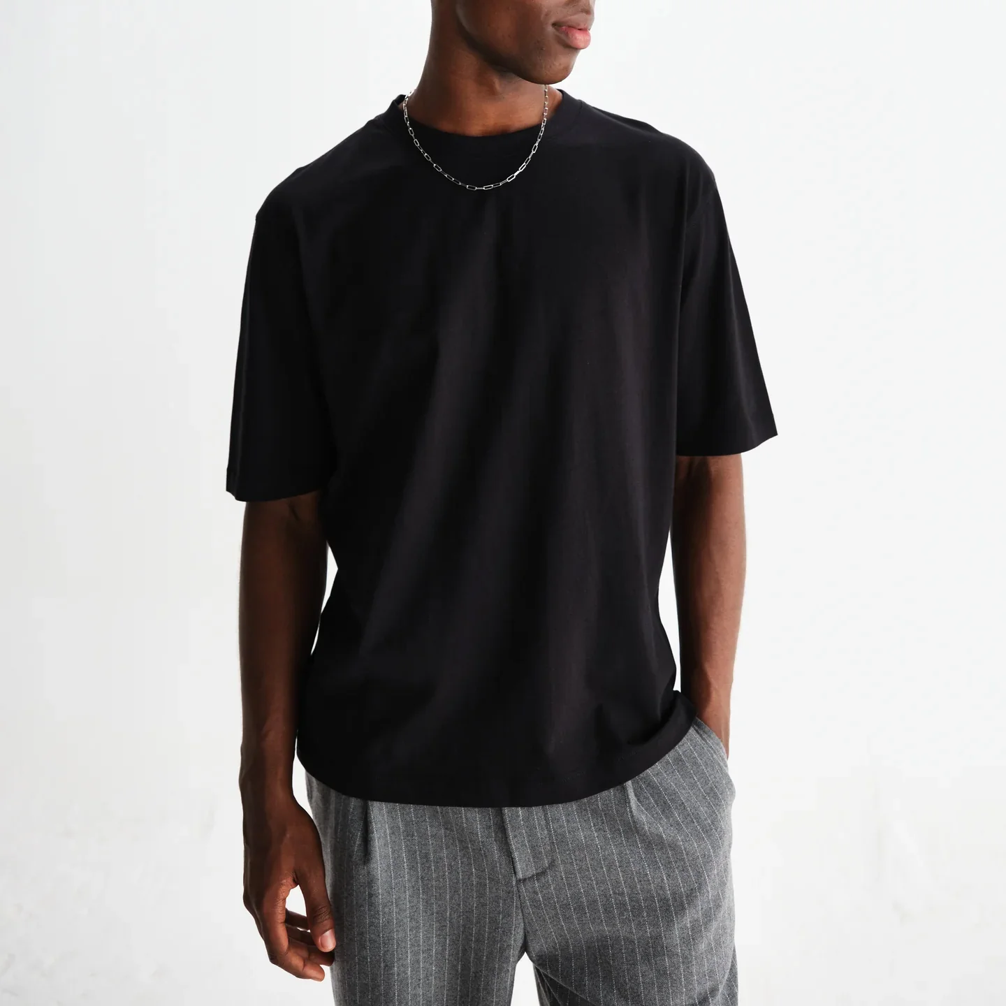 Milton SS Tee - Black - Image 2