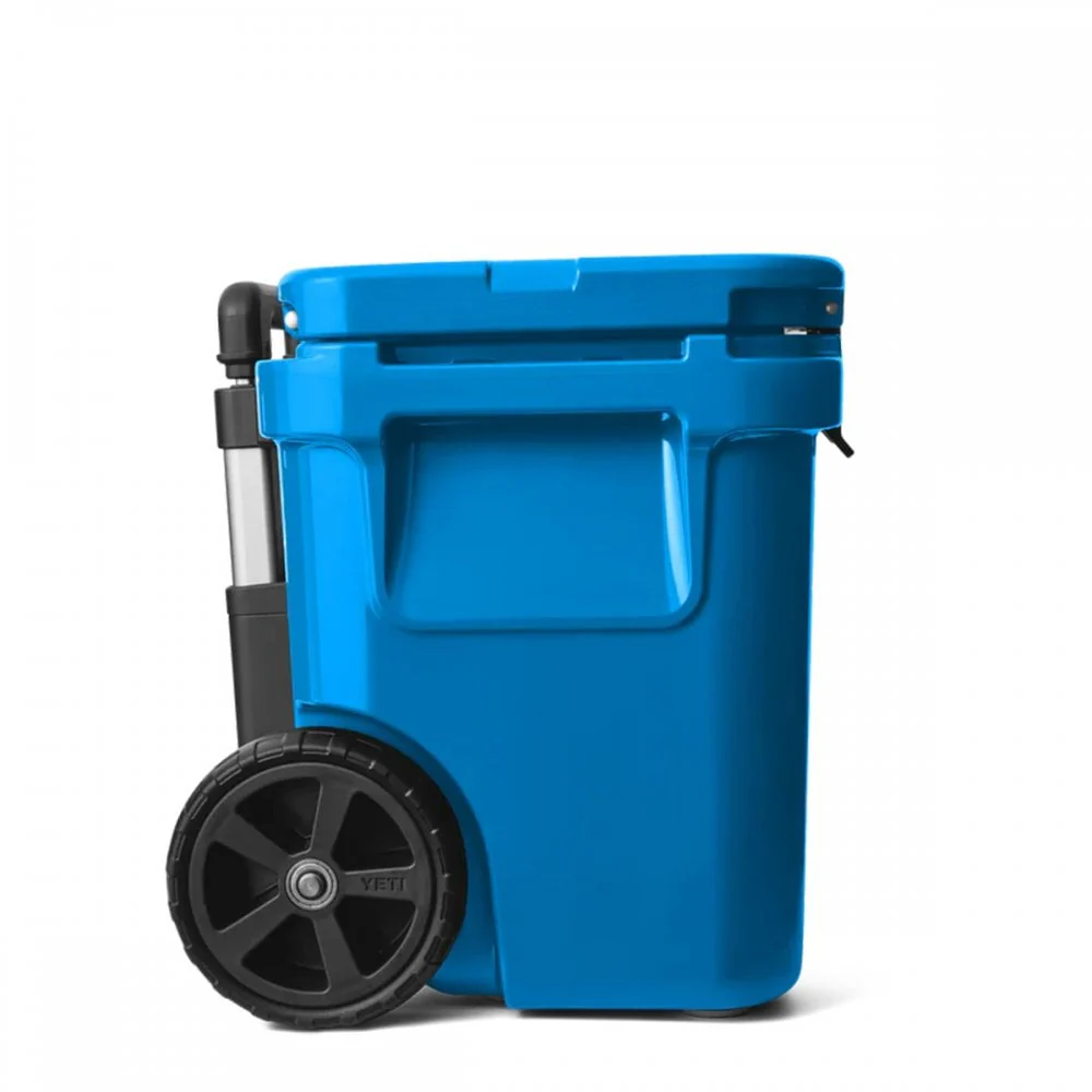 Roadie® 32 Wheeled Cooler - Big Wave Blue - Image 9